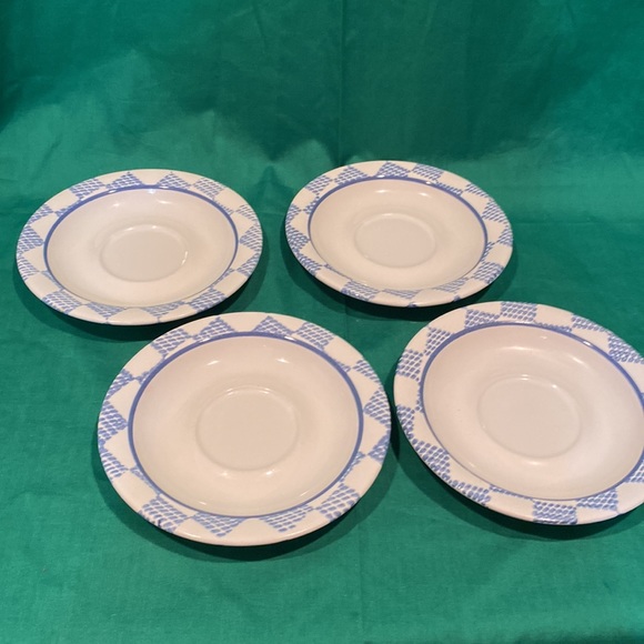 Pfaltzgraff Dining 9 Vintage Pfaltzgraff Hopscotch Saucers Plates